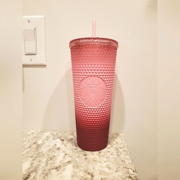 NEW Starbucks Waxberry Pink Ombre Gradient Venti 2022 Holiday Tumbler 💖 - Picture 11 of 11
